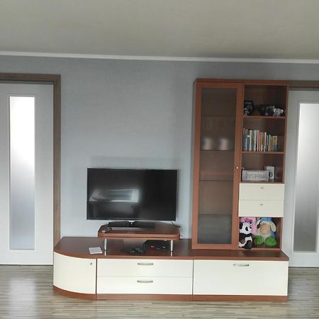 Apartman S Vyhladom Na Bojnicky Zamok บอยนิตแซ ภายนอก รูปภาพ