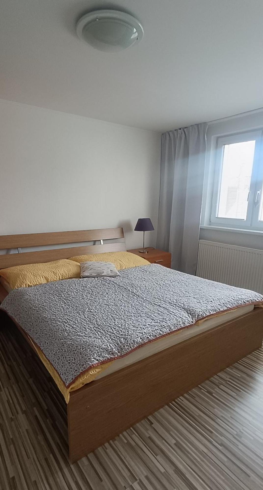 Apartman S Vyhladom Na Bojnicky Zamok บอยนิตแซ ภายนอก รูปภาพ